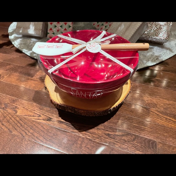 Rae Dunn Santa’s Cookies mixing bowl and spatula. - Picture 2 of 2